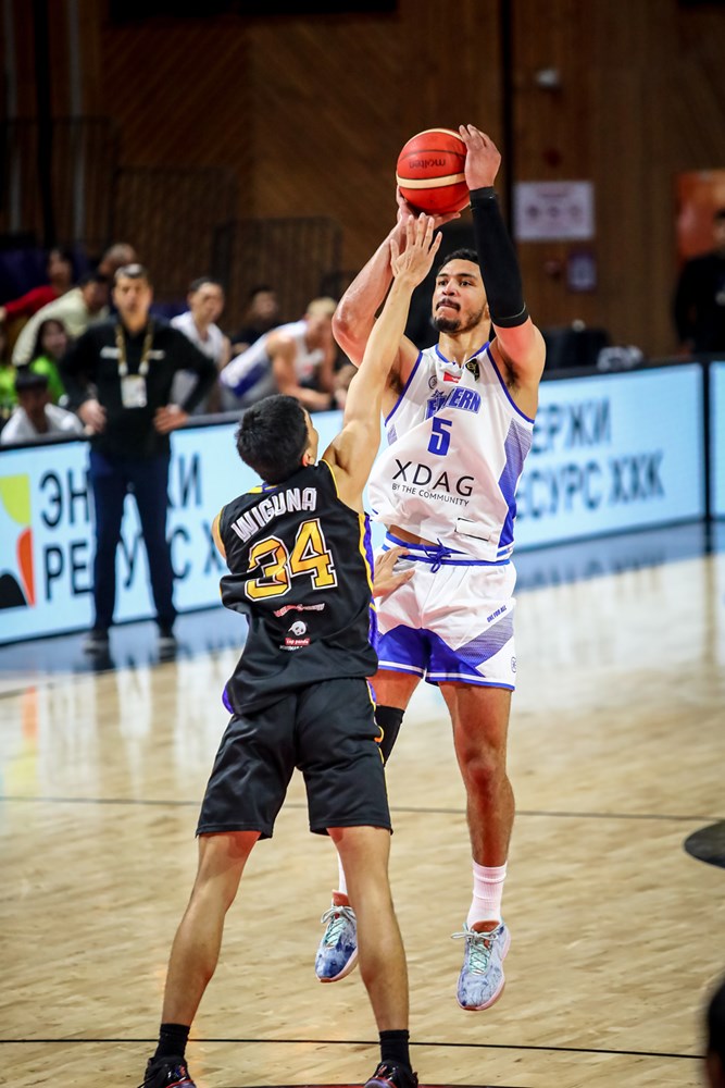 「HK Eastern Basketball Team」VS「 Prawira Harum」